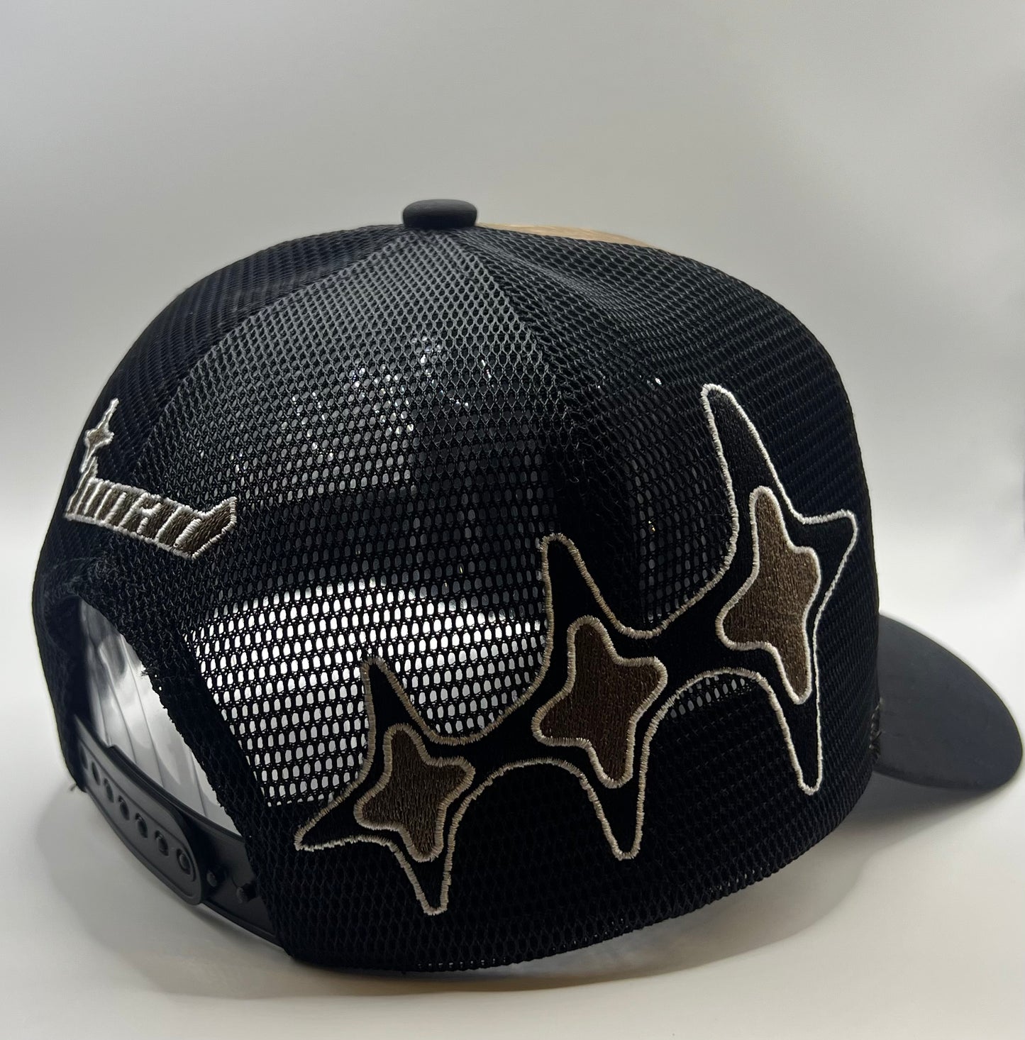 Lunad Tree Camo Blur trucker